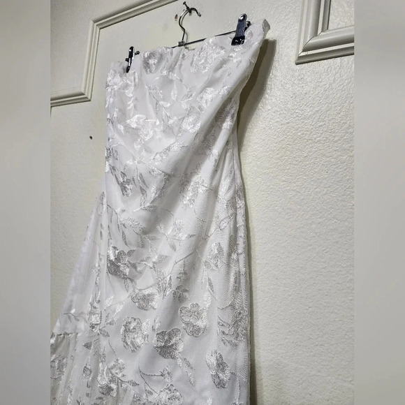 Lulu's Angelic Mood White Floral Embroidered Strapless Maxi Dress L Wedding NWOT - Picture 8 of 11